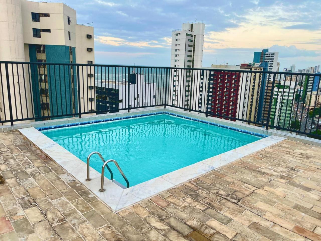 Lindo FLAT no melhor lugar de Candeias, 50 m praia Recife Exterior foto